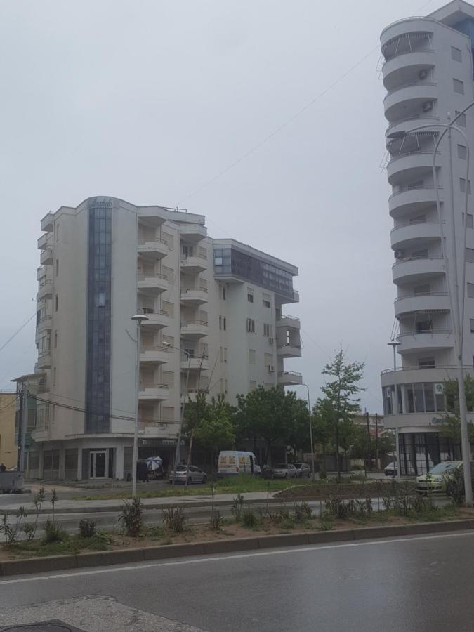Casa Al Centro Lägenhet Vlorë Exteriör bild