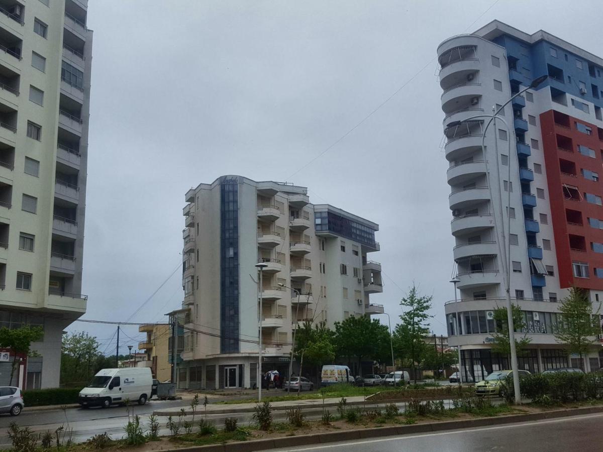 Casa Al Centro Lägenhet Vlorë Exteriör bild